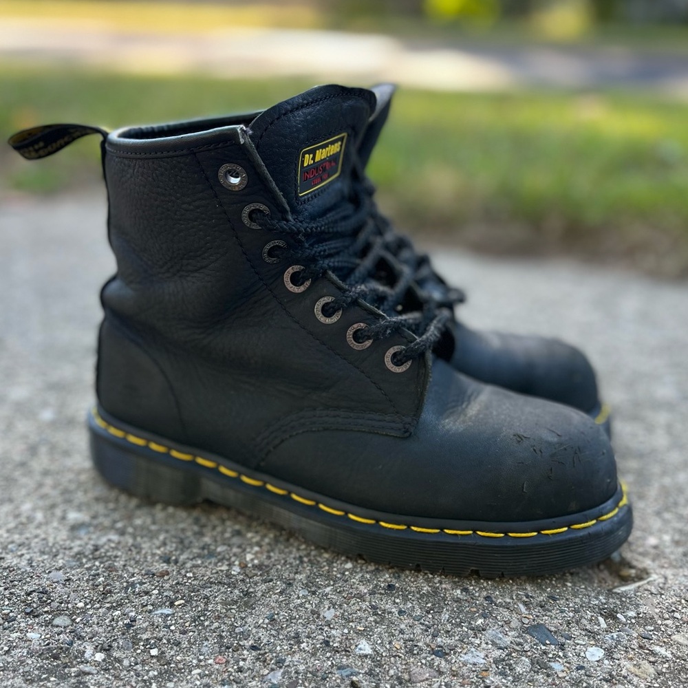 Dr. Martens Boots, Mens 8, Black Leather